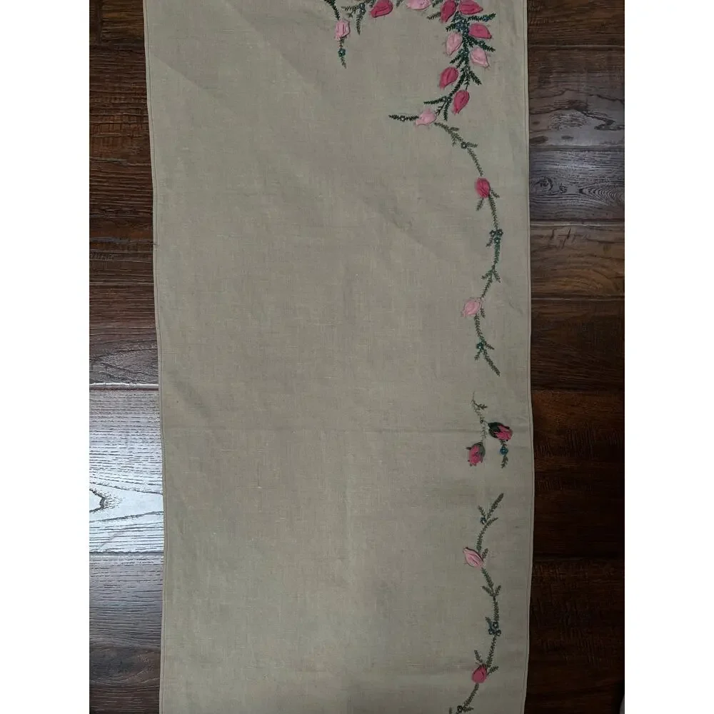 Vintage Rectangular Linen Table Runner Hand Embroidered Puffy Pink Rosebud Vine